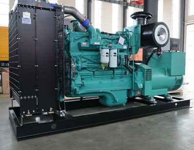 贵阳柳彬物流仓储管理有限公司100KW康明斯柴油发电机多少钱